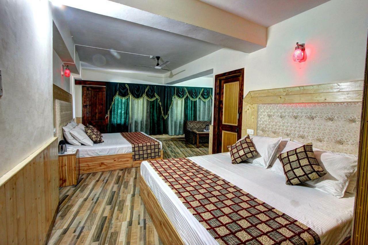 Hotel Highway Inn Manāli Zewnętrze zdjęcie